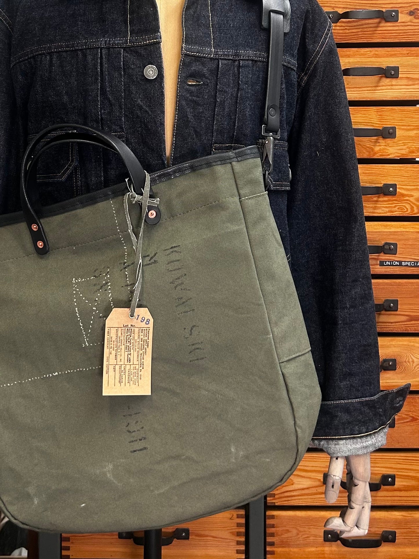 Barrack Bag No. 198